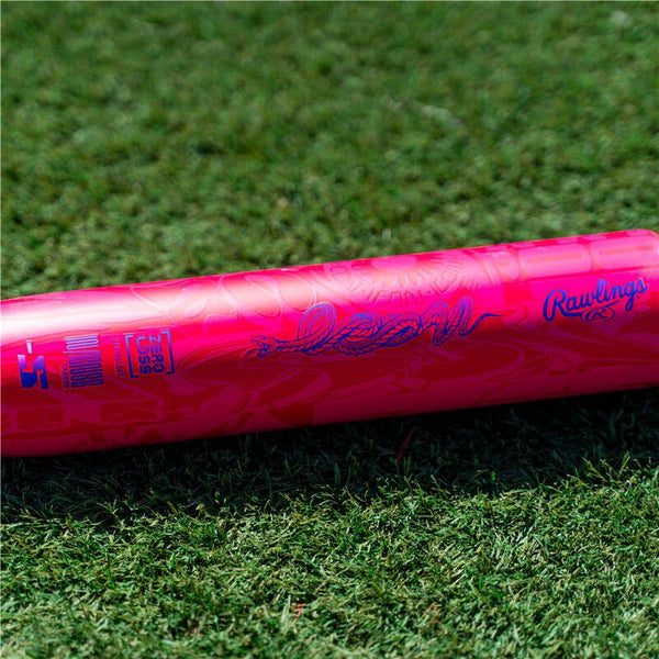 Close-up of the barrel on the 2027 Rawlings Icon USA Baseball Bat