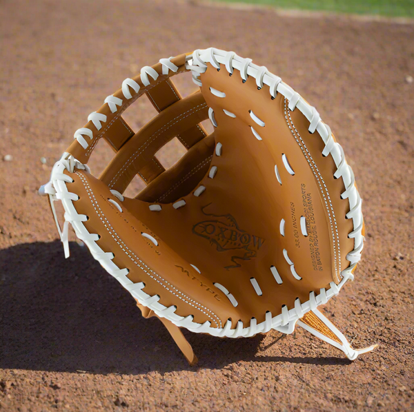 Marucci Oxbow M TYPE 230C2 33" Fastpitch Catchers Mitt