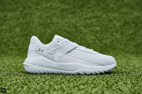 Under Armour Women's Glyde Sola Pro Turf Shoe - Stone