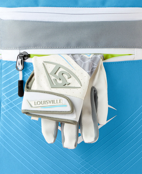 Close-up of the zipper pocket on the Louisville Slugger Powerized™ Stick Pack