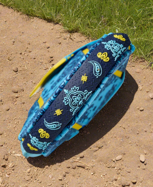 Close-up of the middle padding on theEvoshield X-SRZ™ Paisley Sliding Mitt 2.0 