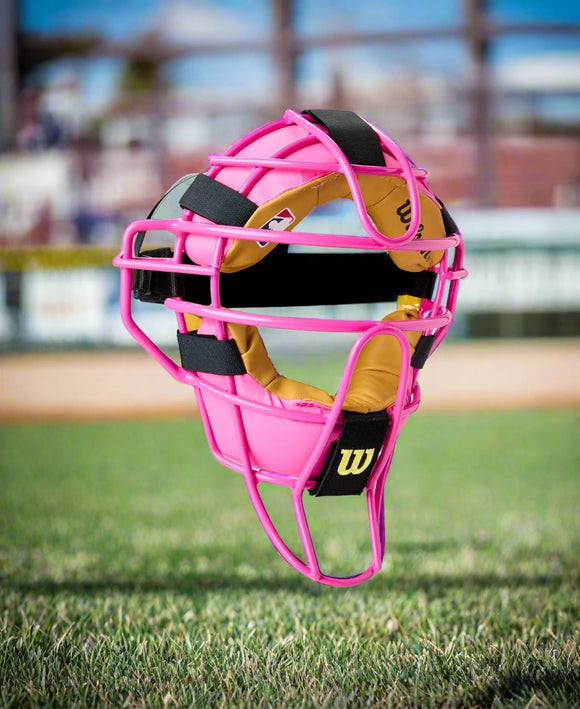 Wilson Specialty Dyna-Lite™ Aluminum Umpire Face Mask - Pink