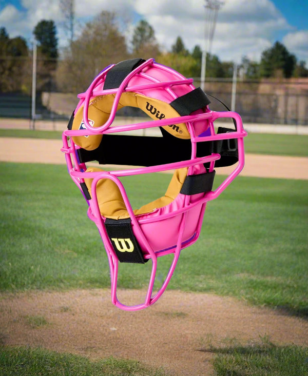 Wilson Specialty Dyna-Lite™ Aluminum Umpire Face Mask - Pink