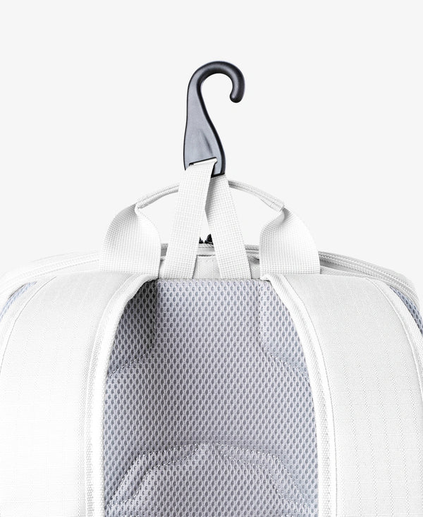 Close-up view of the fence hook on the Evoshield 4-Seam Speed Clips Bag