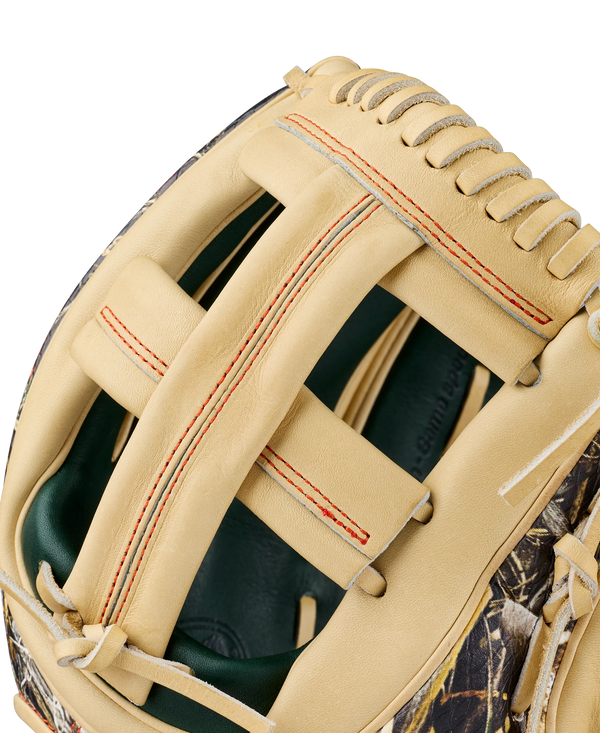 Close-up of the web on the Wilson 2027 Gunnar Henderson A2000® GH2 GM 11.75" Baseball Glove