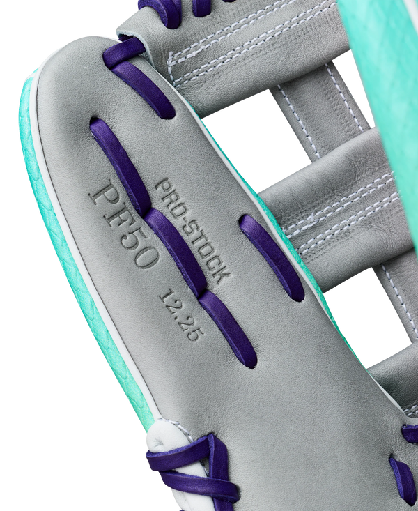 Close-up of the inside of the Wilson 2027 A2000® FP50SS 12.25" Fastpitch Glove