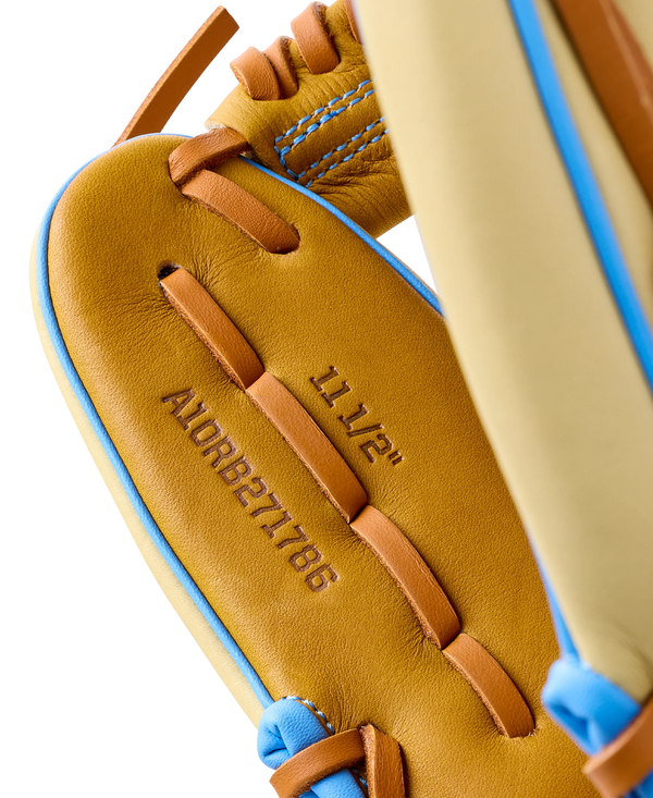 Close-up of the inside of the Wilson 2027 A1000® 1786 11.5" Baseball Glove