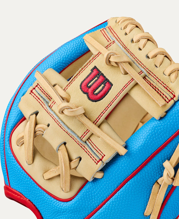Close-up of the web on the Wilson 2027 A2000® PF88SS 11.25" Baseball Glove