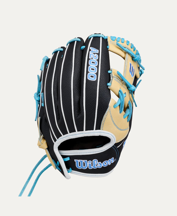 Wilson 2027 A2000® FP1175SS 11.75" Fastpitch Glove