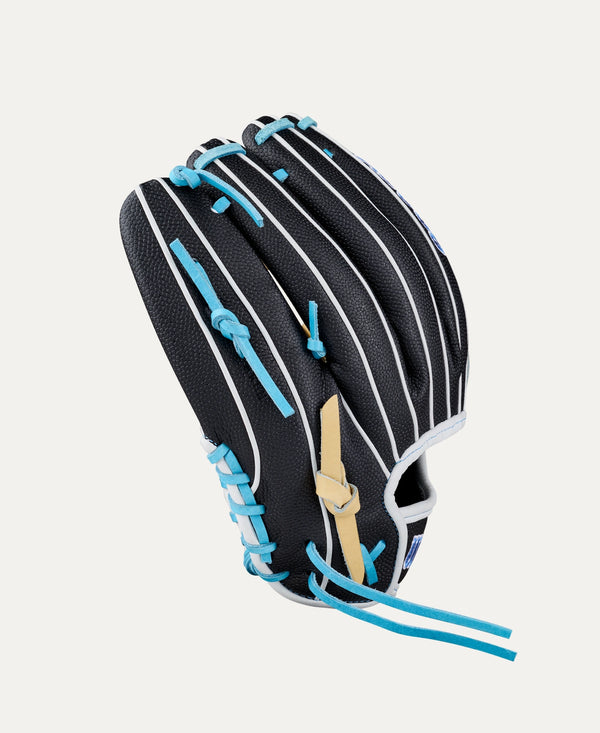 Wilson 2027 A2000® FP1175SS 11.75" Fastpitch Glove