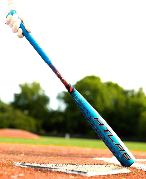Player holding the 2027 Louisville Slugger Atlas™ Hybrid -3 BBCOR Baseball Bat
