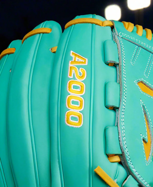 Close-up of the logo on the Wilson Fall 2024 A2000® B23 12” Baseball Glove