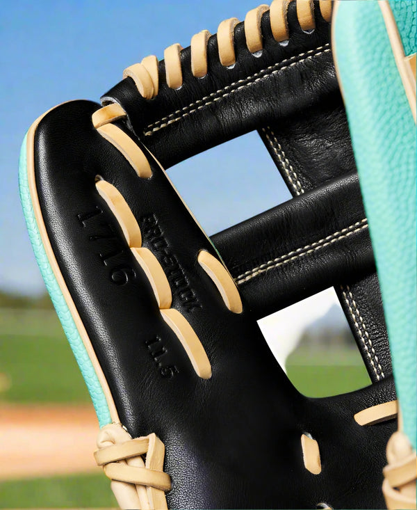 Close-up of the inside of the Wilson Spring 2025 A2000® 1716SS 11.5" Baseball Glove