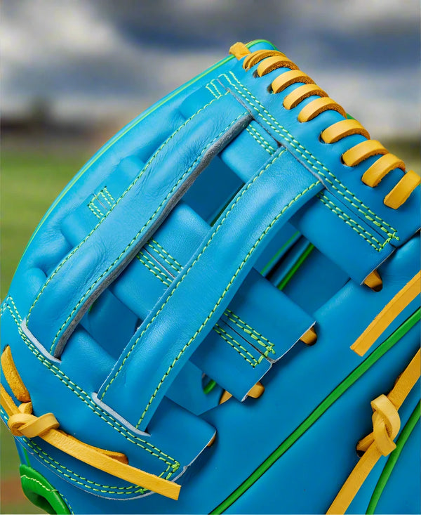 Close-up of the web on the Wilson Spring 2025 A2000® PP05 11.5" Baseball Glove