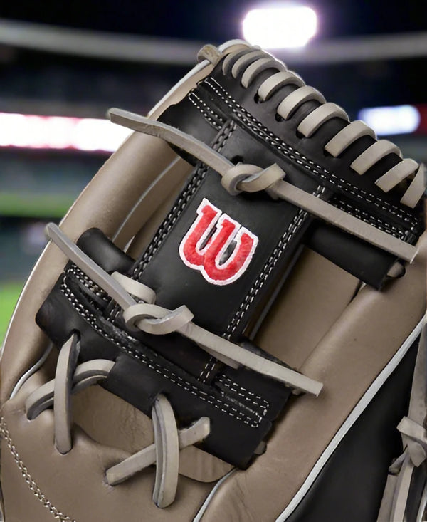 Close-up of the web on the Wilson Fall 2024 A1000® 11.75" 1787 Baseball Glove