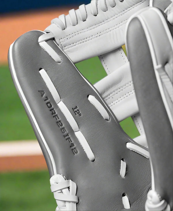 Close-up of the inside of the Wilson Fall 2024 A1000® 12" IF12 Fastpitch Glove