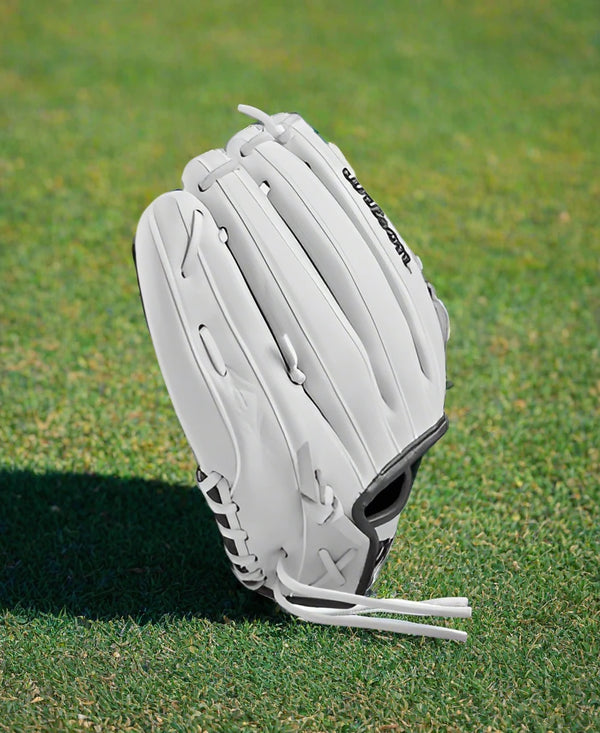 Wilson Fall 2024 A1000® 12" P12 Fastpitch Glove