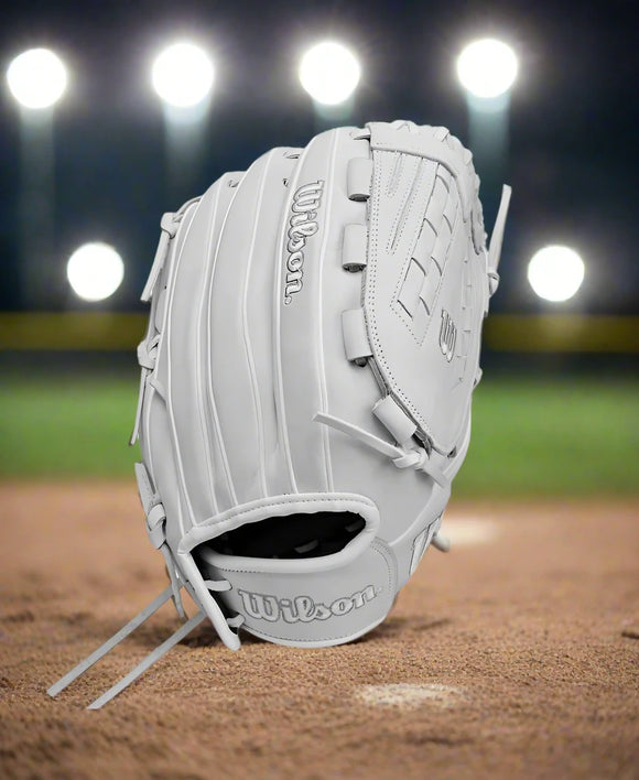 Wilson Fall 2024 A1000® 12.5" V125 Fastpitch Glove