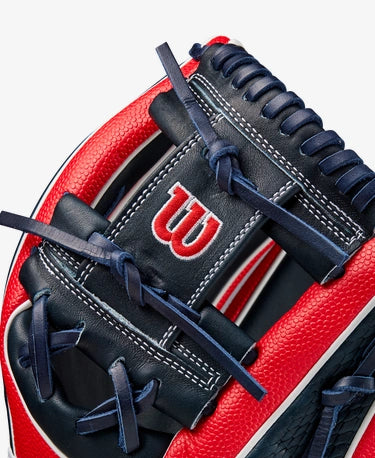 Close-up of the web of the Wilson Fall 2024 A2K® 1724SS 11.75" Baseball Glove