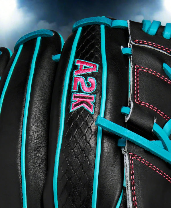 Close-up of the logo on the Wilson Spring 2025 A2K® B2 12" Baseball Glove