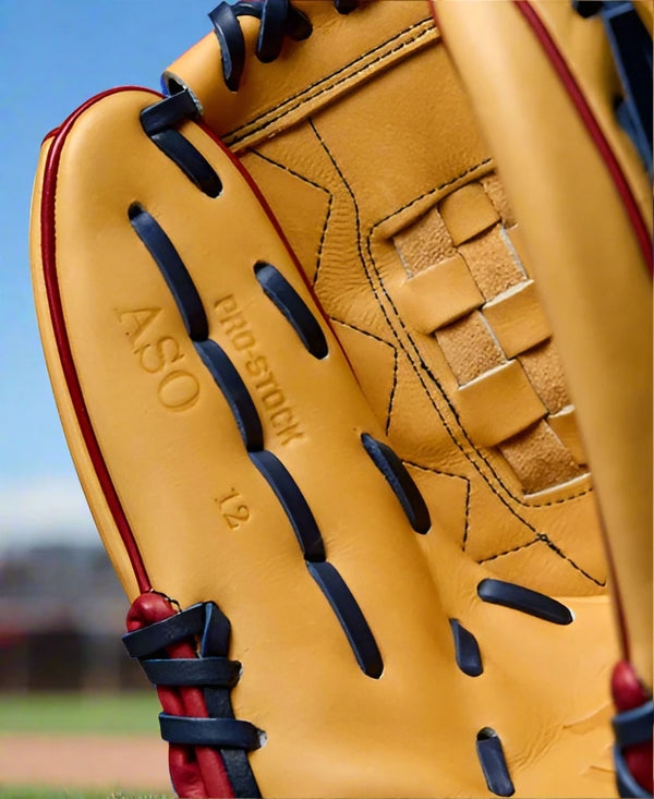 Close-up of the inside of the Wilson Winter 2024 A2000® Rachel Garcia ASO 12" Fastpitch Glove