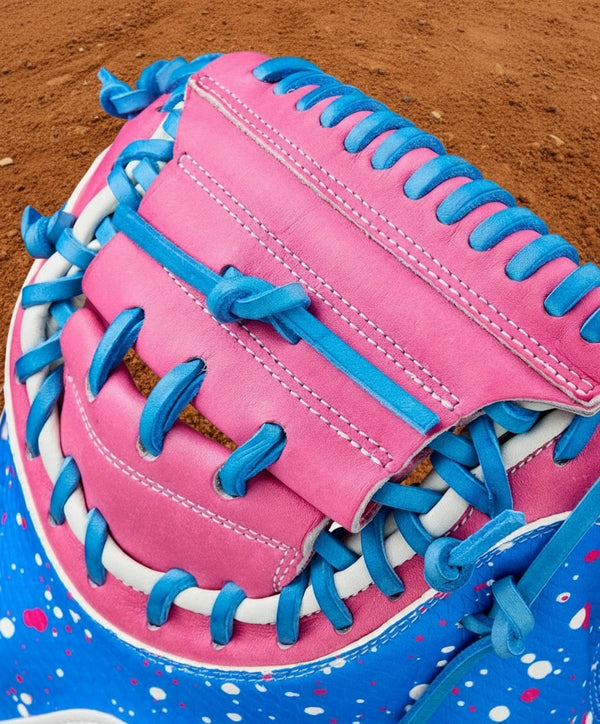 Close-up of the web on the Wilson A2000® CM33SS Love the Moment™ 33" Baseball Catchers Mitt