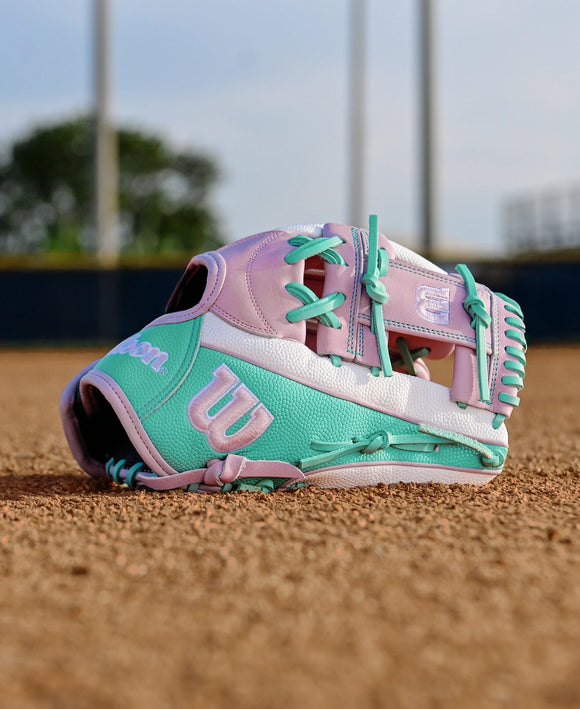 Wilson Fall 2025 A2000® FP1175SS 11.75" Fastpitch Glove