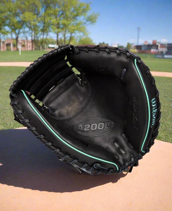 Wilson Fall 2025 Austin Wells A2000® AW28 GM 34" Baseball Catcher's Mitt
