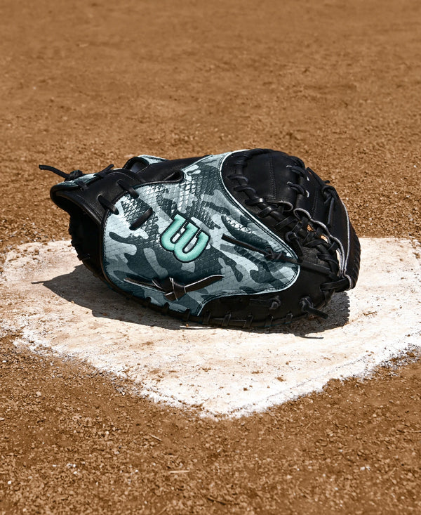Wilson Fall 2025 Austin Wells A2000® AW28 GM 34" Baseball Catcher's Mitt
