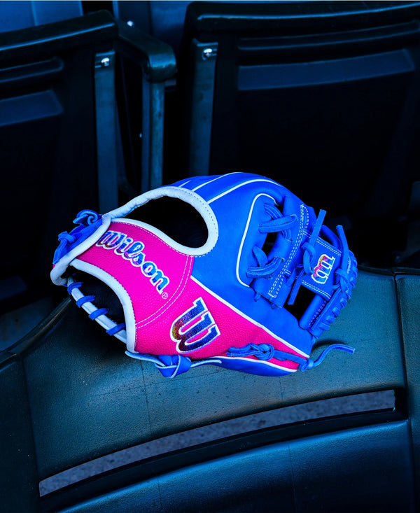 Wilson A2000® DP15 Love the Moment™ 11.5" Baseball Glove