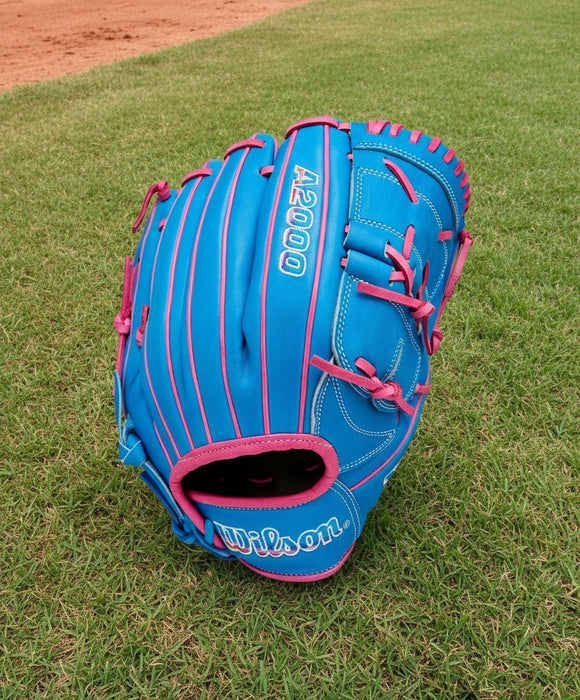 Wilson A2000® B2 Love the Moment™ 12" Baseball Glove