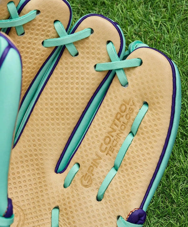 Close-up of the Spin Control™ Technology on the inside of the Wilson Winter 2025 A2000® SC1786 11.5" Baseball Glove