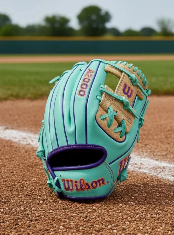 Wilson Winter 2025 A2000® SC1786 11.5" Baseball Glove