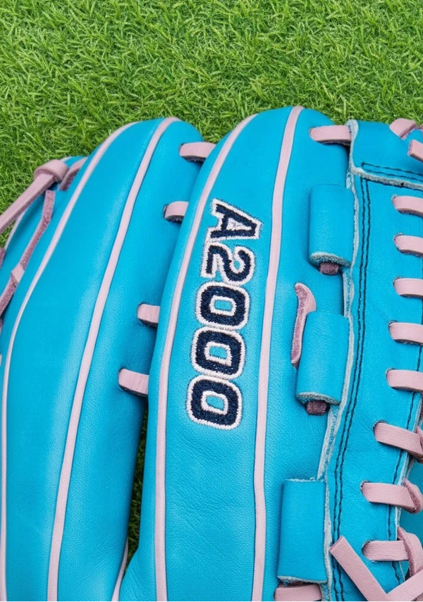 Close-up of the logo on the Wilson Winter 2025 A2000® D25 12.25" Baseball Glove