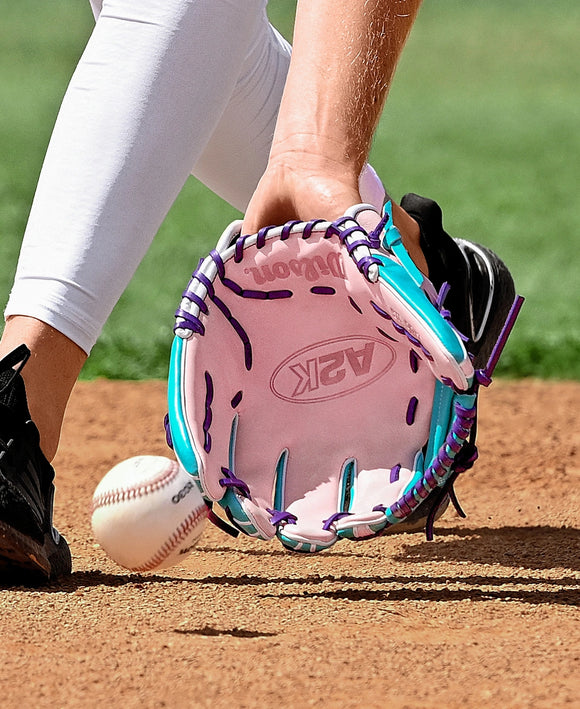 Player practicing with the Wilson Winter 2025 A2K® 1786 11.5" Baseball Glove