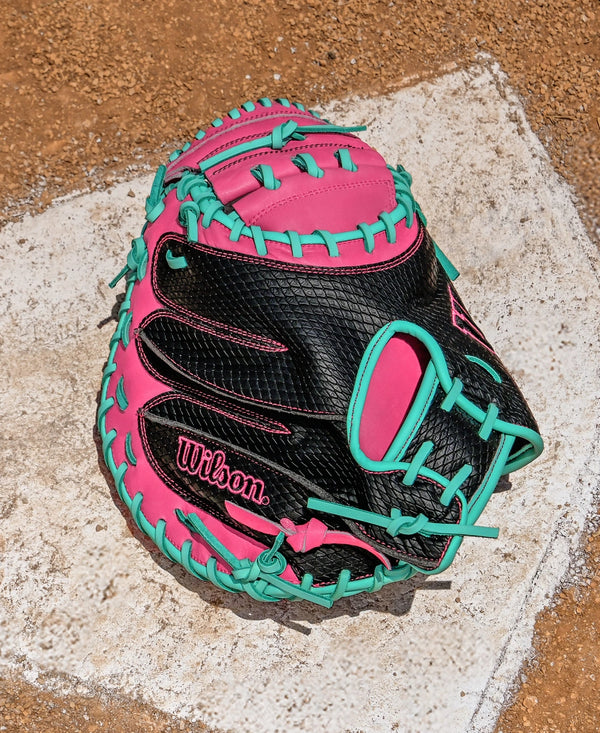 Wilson A1000™ 33" CM33 Baseball Catchers Mitt