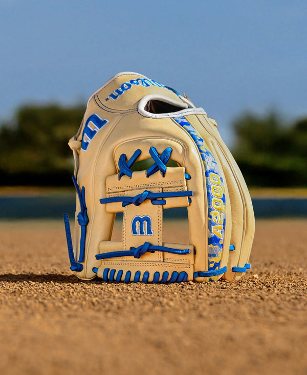Wilson Winter 2025 Bobby Witt Jr. A2000® BWJ7 GM 11.75" Baseball Glove