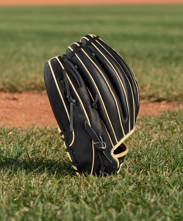 Wilson A2000® Classics Series 1786 11.5" Baseball Glove