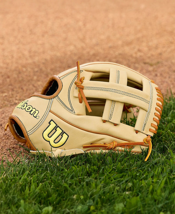 Wilson A2000® Classics Series EL3 11.75" Baseball Glove