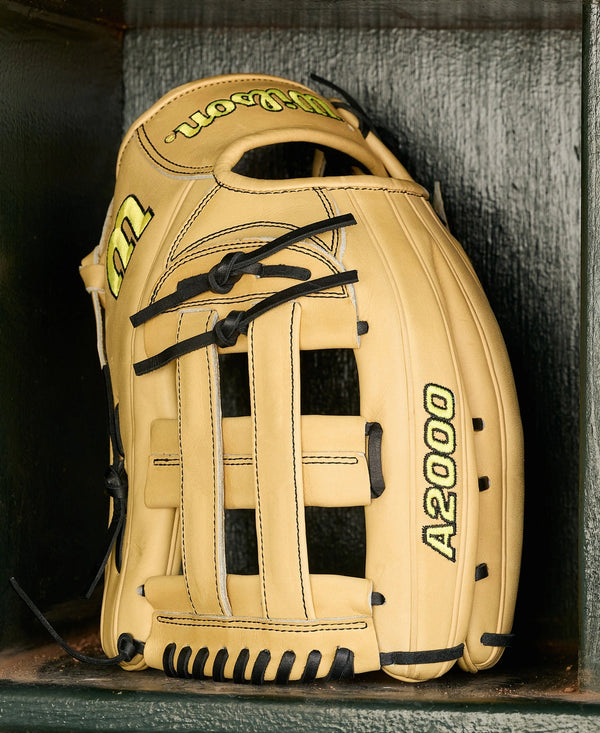 Wilson A2000® Classics Series 1777 12.75" Baseball Glove