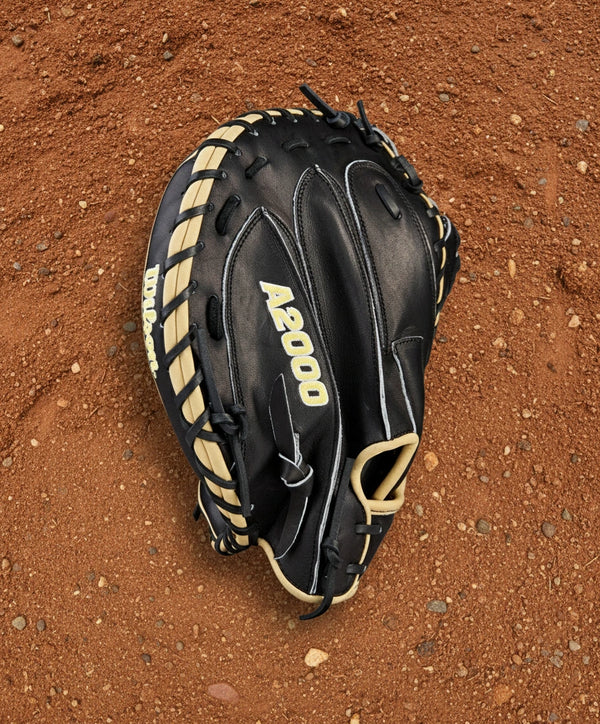 Wilson A2000® Classics Series 1734 34" Baseball Catchers Mitt