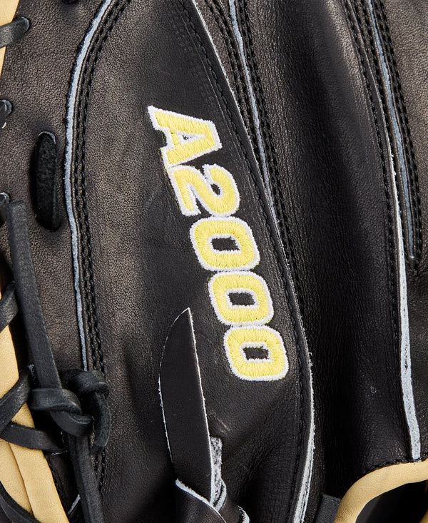 Close-up of the logo on the Wilson A2000® Classics Series 1734 34" Baseball Catchers Mitt