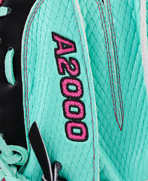 Close-up of the logo on the Wilson Spring 2026 A2000® SCM23SS 33.5" Baseball Catchers Mitt