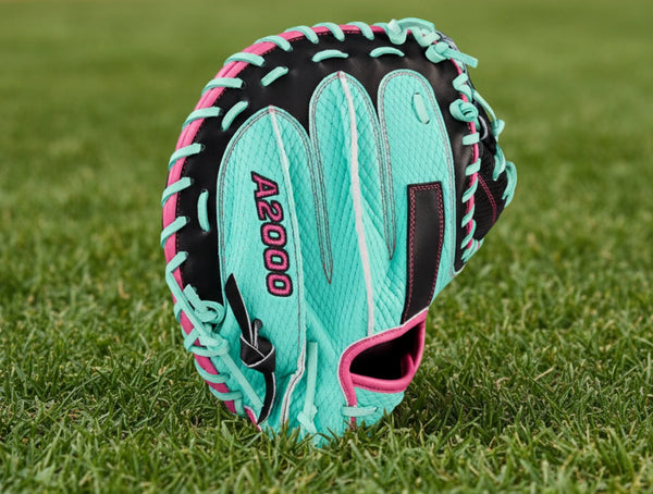 Wilson Spring 2026 A2000® SCM23SS 33.5" Baseball Catchers Mitt