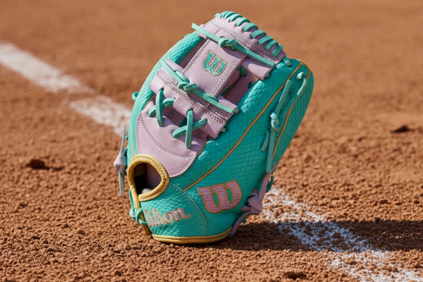 Wilson Spring 2026 A2000® H12SS 12" Fastpitch Glove