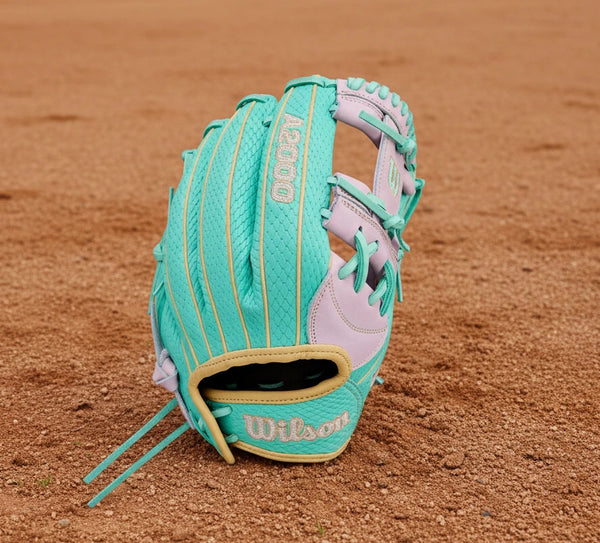 Wilson Spring 2026 A2000® H12SS 12" Fastpitch Glove