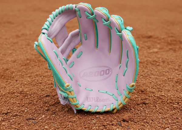 Wilson Spring 2026 A2000® H12SS 12" Fastpitch Glove