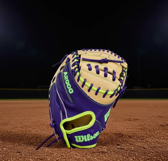Wilson Spring 2026 A2000® FPCM23 34" Fastpitch Catcher's Mitt