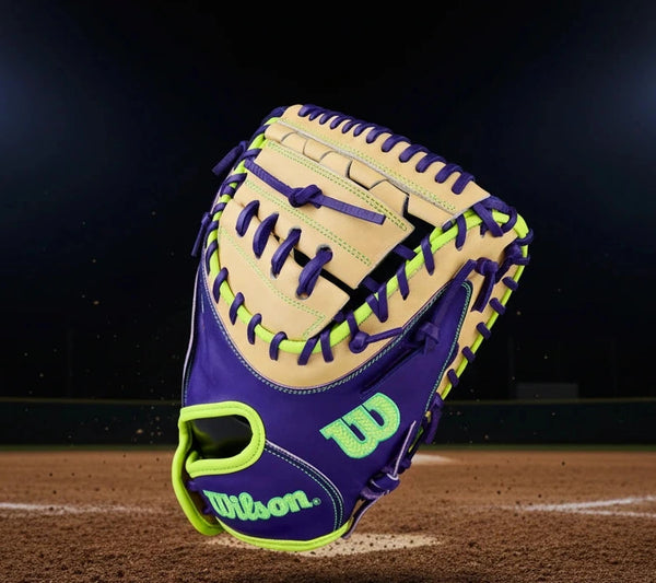 Wilson Spring 2026 A2000® FPCM23 34" Fastpitch Catcher's Mitt