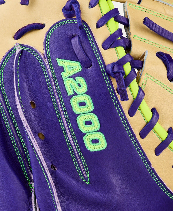 Close-up of the logo on the Wilson Spring 2026 A2000® FPCM23 34" Fastpitch Catcher's Mitt